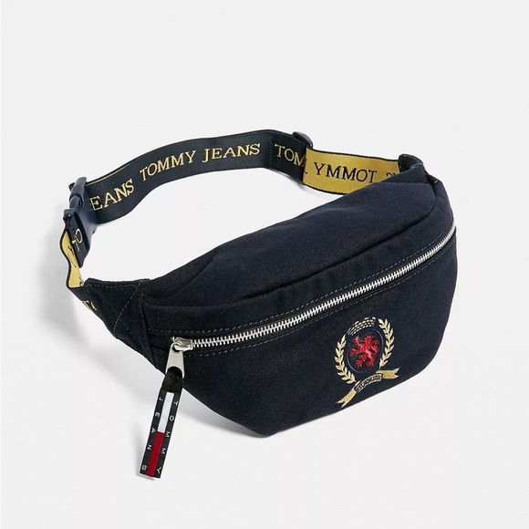 Tommy Jeans Crest Collection 6.0 Navy Bum Bag - Picture 3 of 16